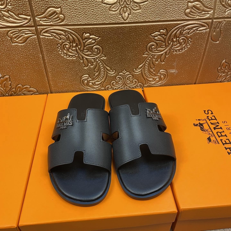 H**mes slippers